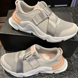 Sorel WOMEN'S KINETIC™ RNEGD STRAP SNEAKER